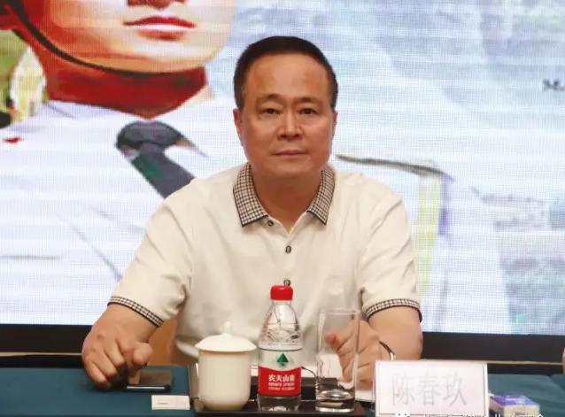 北京福建企業(yè)總商會(huì)黨委書記、會(huì)長陳春玖